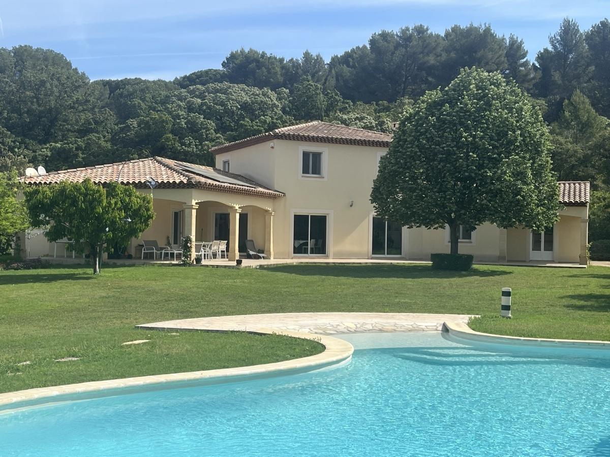 Villa de standing dans un cadre naturel privilégié