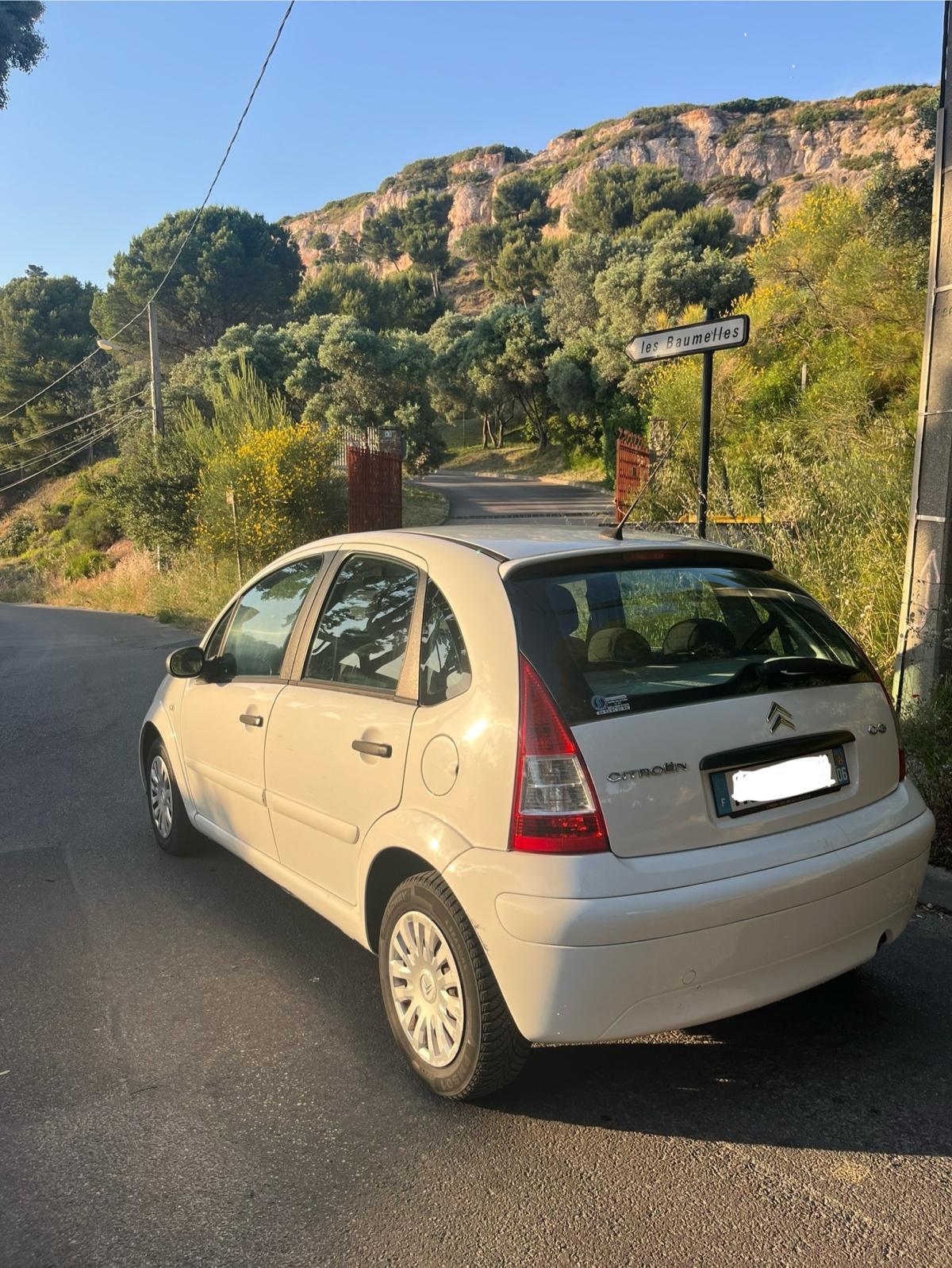 Citroën C3 furio avec CarPlay Bluetooth