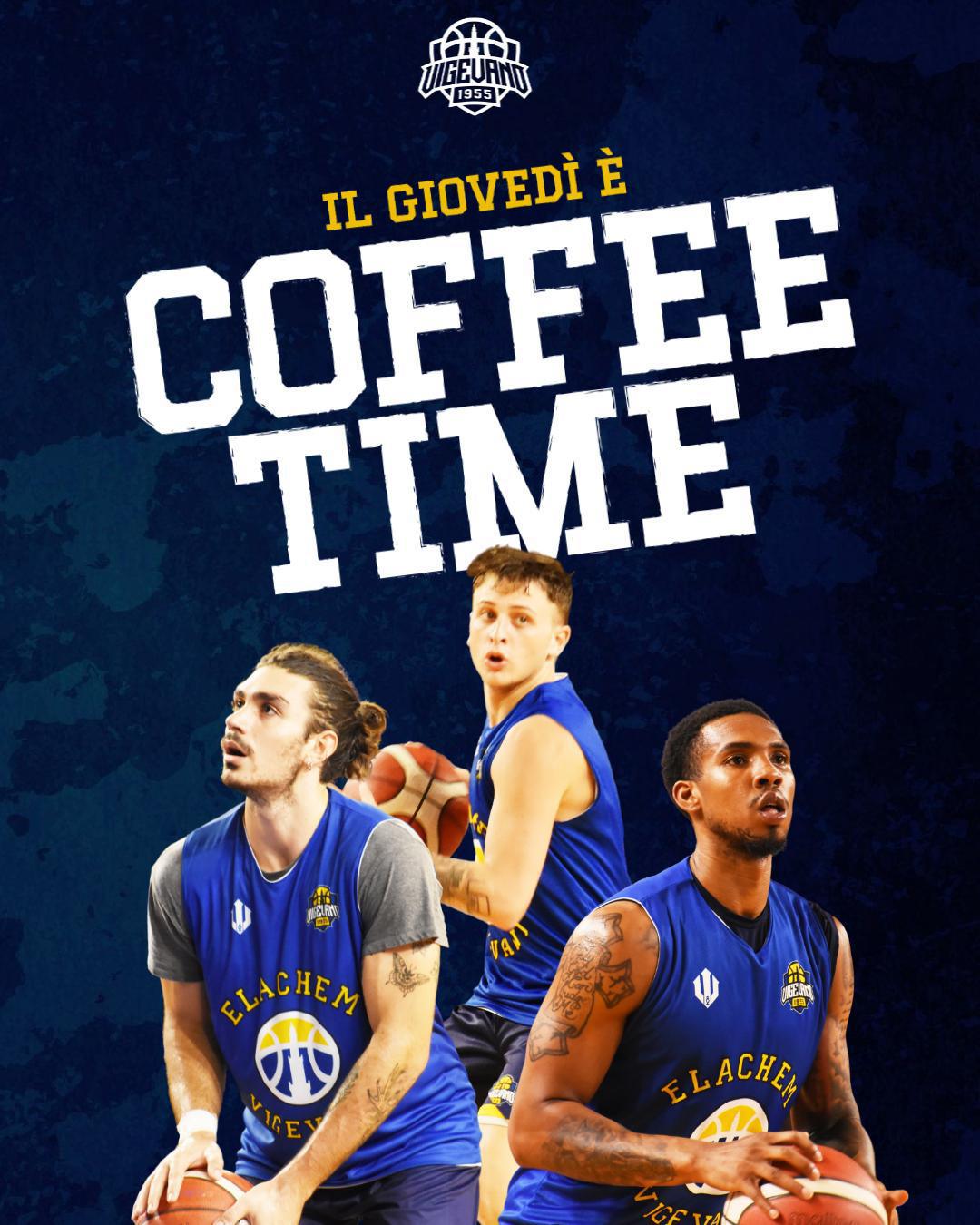 I giocatori ELAchem aspettano i tifosi al Coffee Time di via Silva per quattro giovedì