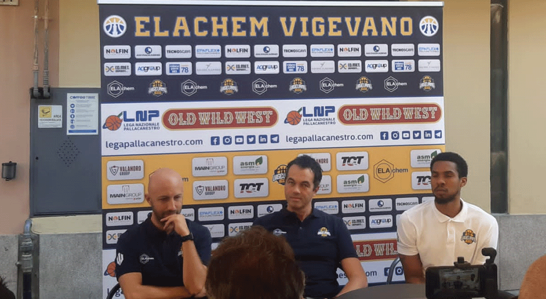 Vigevano riparte con entusiasmo. Perini: "Uniti per costruire qualcosa d'importante" Vigevano riparte con entusiasmo. Perini: "Uniti per costruire qualcosa d'importante"