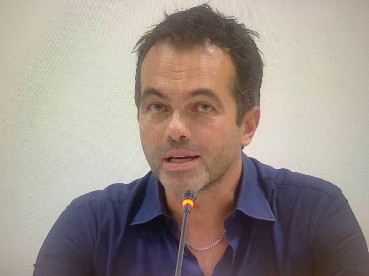 Perini: "Squadra e tifosi remino sempre dalla stessa parte, solo così ci salveremo" Perini: "Squadra e tifosi remino sempre dalla stessa parte, solo così ci salveremo"