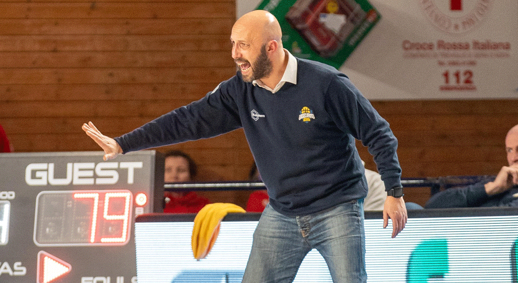 Pansa: "Loro molto più fisici di noi" Pansa: "Loro molto più fisici di noi"