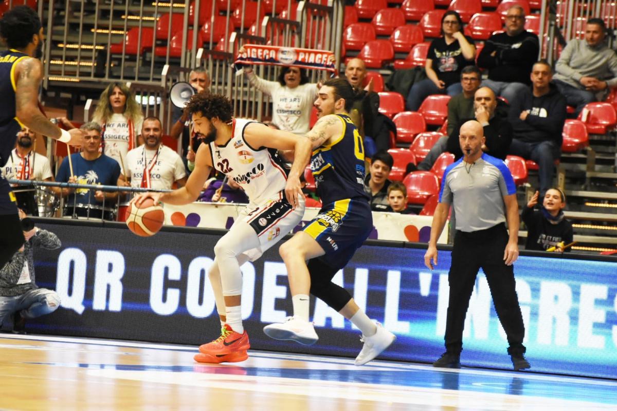 Pansa: "Commettiamo errori che non possiamo più permetterci" Pansa: "Commettiamo errori che non possiamo più permetterci"