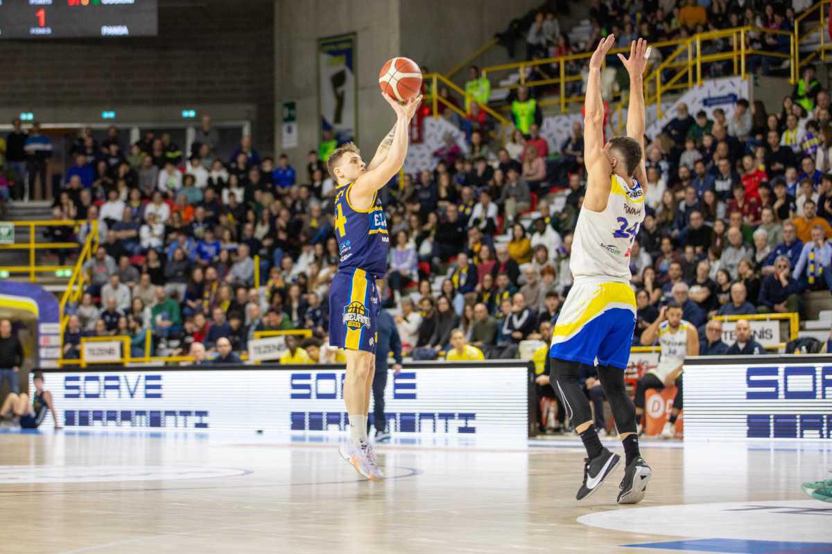 Bertetti "MVP Ducale" della 3a giornata fase a orologio, Smith sempre leader nella generale Bertetti "MVP Ducale" della 3a giornata fase a orologio, Smith sempre leader nella generale