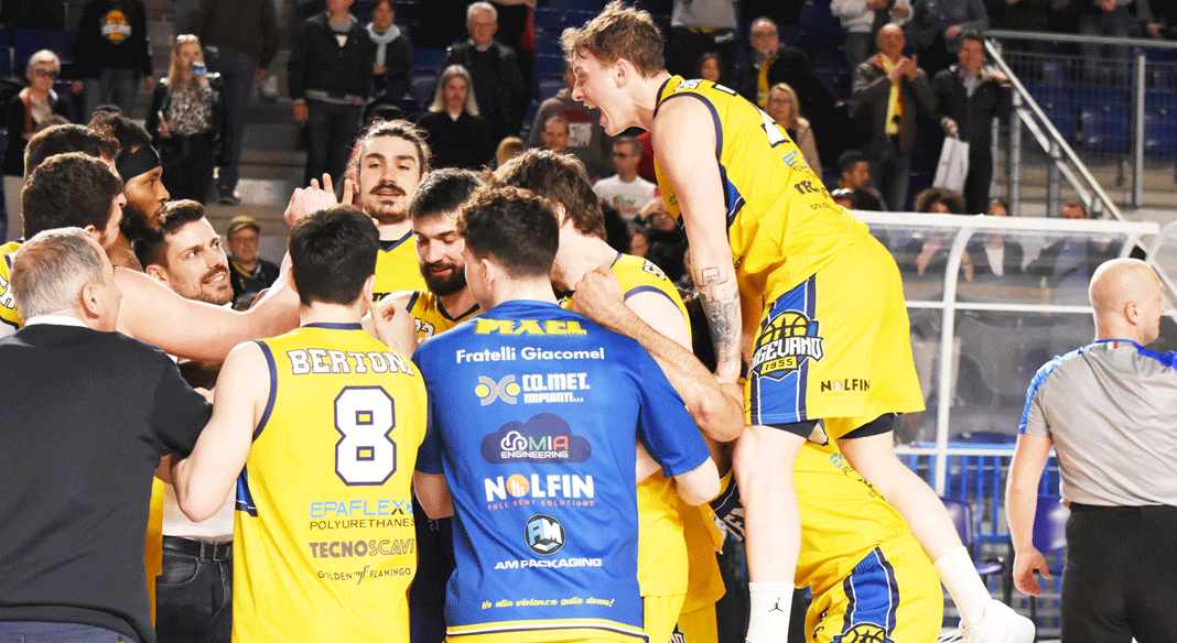 Capitan Rossi al settimo cielo: "E' venuto a galla il valore di questo gruppo" Capitan Rossi al settimo cielo: "E' venuto a galla il valore di questo gruppo"