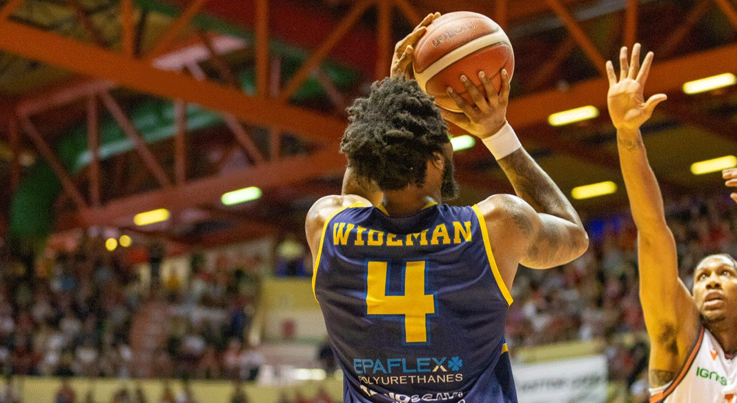 Forlì vince anche gara-2 per 84-69 contro una Vigevano orgogliosa Forlì vince anche gara-2 per 84-69 contro una Vigevano orgogliosa