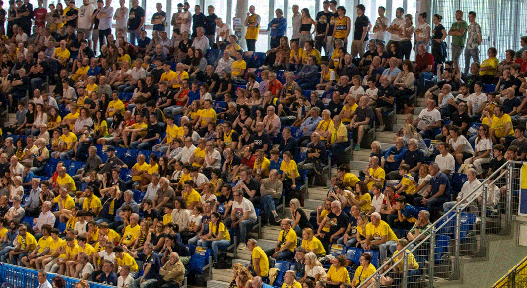 PalaELAchem fortino di Vigevano 1955: boom di spettatori, Bologna la partita più vista PalaELAchem fortino di Vigevano 1955: boom di spettatori, Bologna la partita più vista