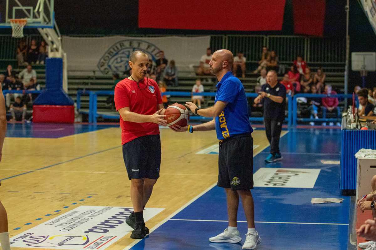 Pansa: "La squadra non ha voluto perdere questa partita". Rossi: "Continuiamo a lavorare con serenità" Pansa: "La squadra non ha voluto perdere questa partita". Rossi: "Continuiamo a lavorare con serenità"