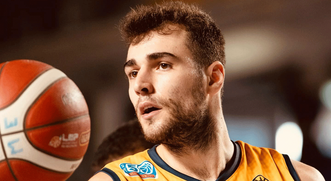 Stefanini: "A Pesaro per imparare dagli errori commessi contro Cremona" Stefanini: "A Pesaro per imparare dagli errori commessi contro Cremona"