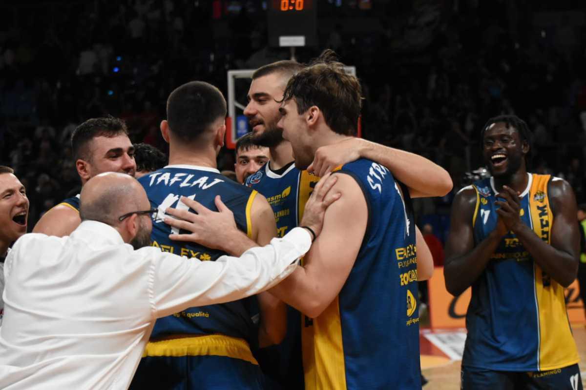 Vigevano corsara a Pesaro: 67-80 e prima vittoria in campionato Vigevano corsara a Pesaro: 67-80 e prima vittoria in campionato