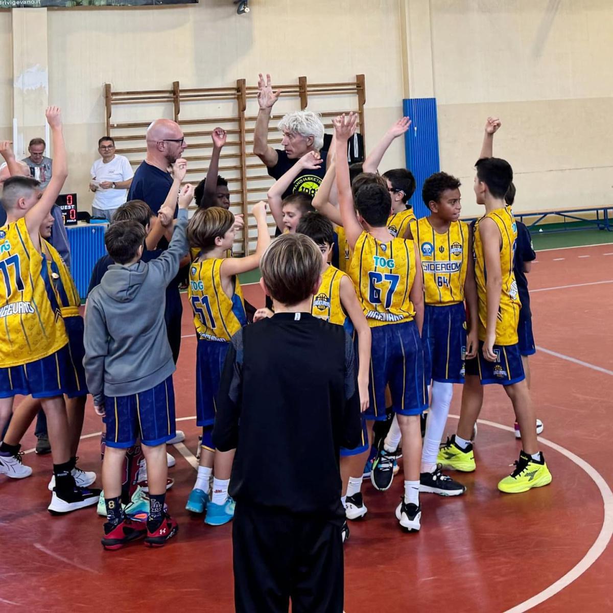 Esordienti e Aquilotti Small protagonisti nei tornei in giro per la Lombardia Esordienti e Aquilotti Small protagonisti nei tornei in giro per la Lombardia