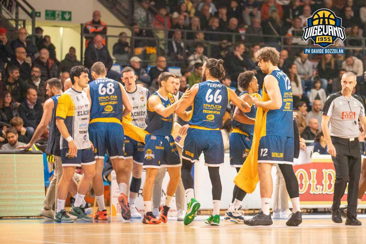 Risultati e classifica dopo la 12a giornata di campionato Risultati e classifica dopo la 12a giornata di campionato