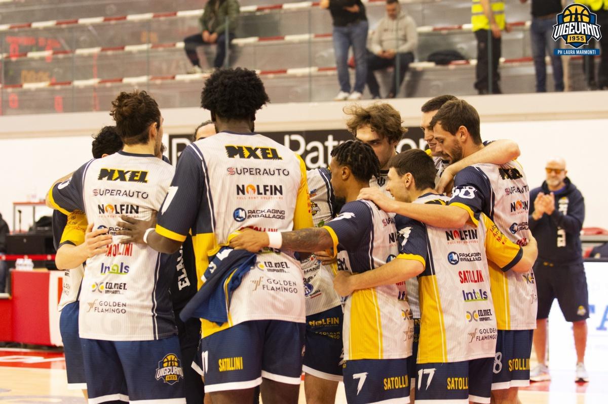 Proseguono gli allenamenti in vista della sfida a Torino, cominciata la prevendita per domenica 5 gennaio Proseguono gli allenamenti in vista della sfida a Torino, cominciata la prevendita per domenica 5 gennaio