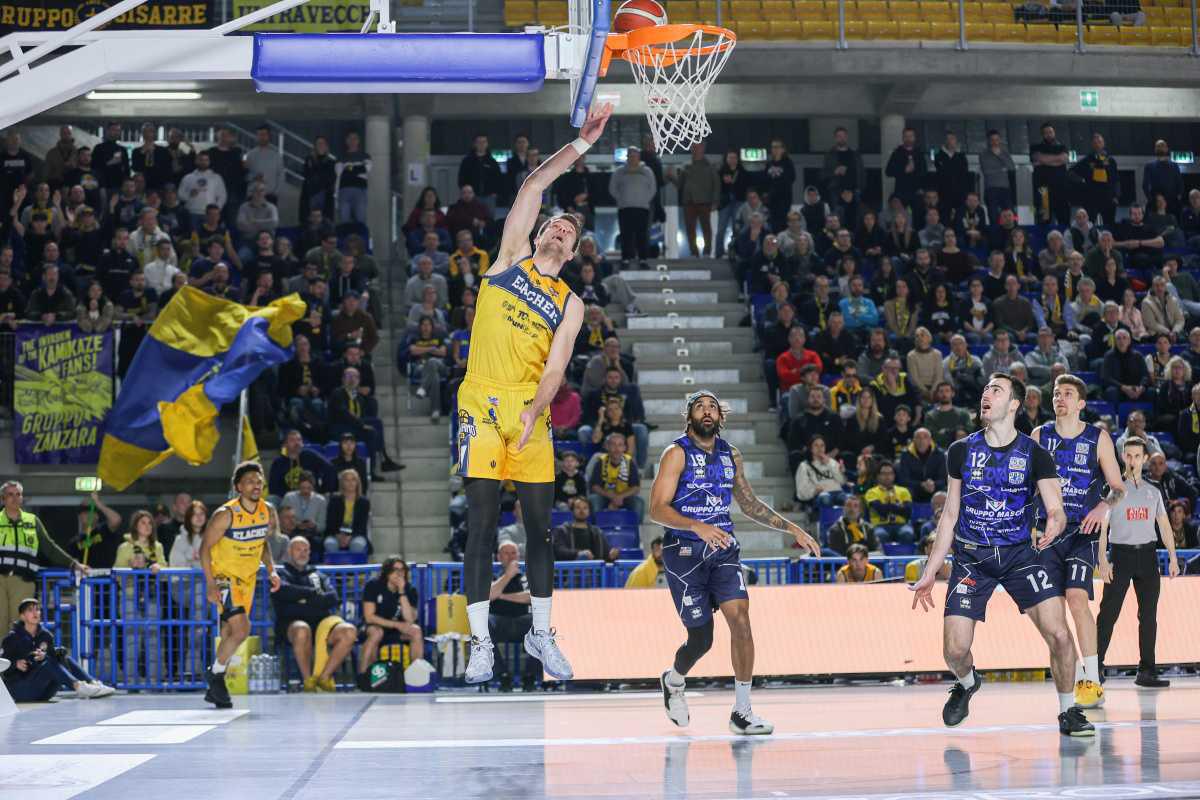 Vigevano-Orzinuovi 71-75, i ducali rimangono terz'ultimi in classifica Vigevano-Orzinuovi 71-75, i ducali rimangono terz'ultimi in classifica