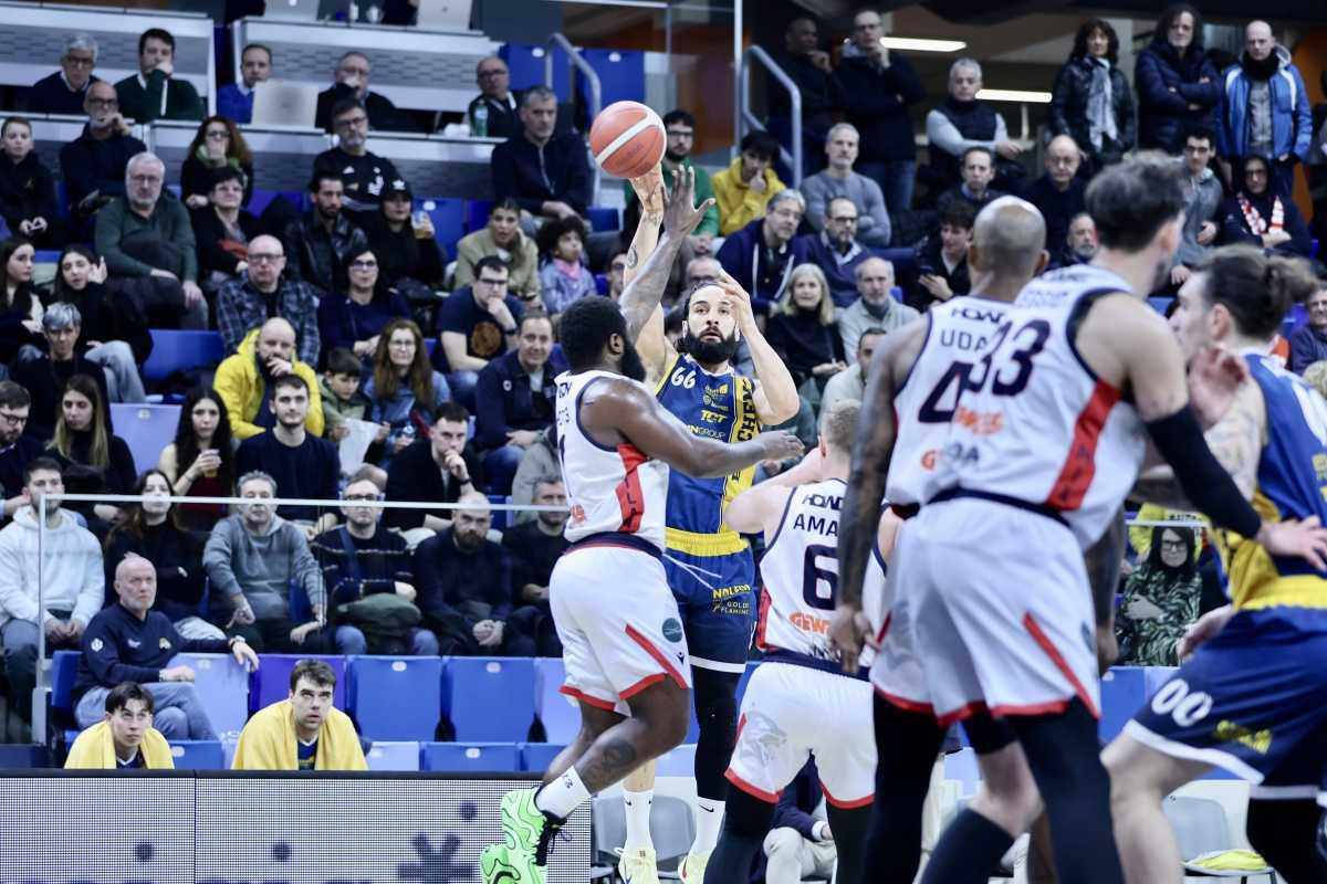 Risultati e classifica dopo la 33a giornata completata Risultati e classifica dopo la 33a giornata completata