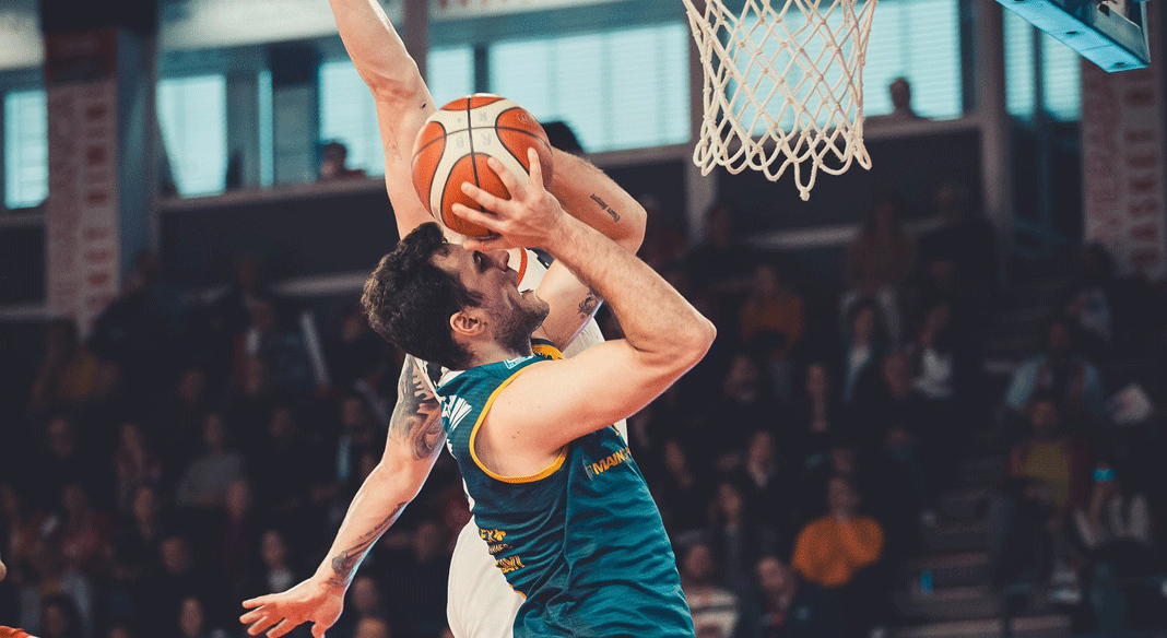 Stefanini suda e lavora per tornare al top: "Alla fine conta solo il bene del gruppo" Stefanini suda e lavora per tornare al top: "Alla fine conta solo il bene del gruppo"