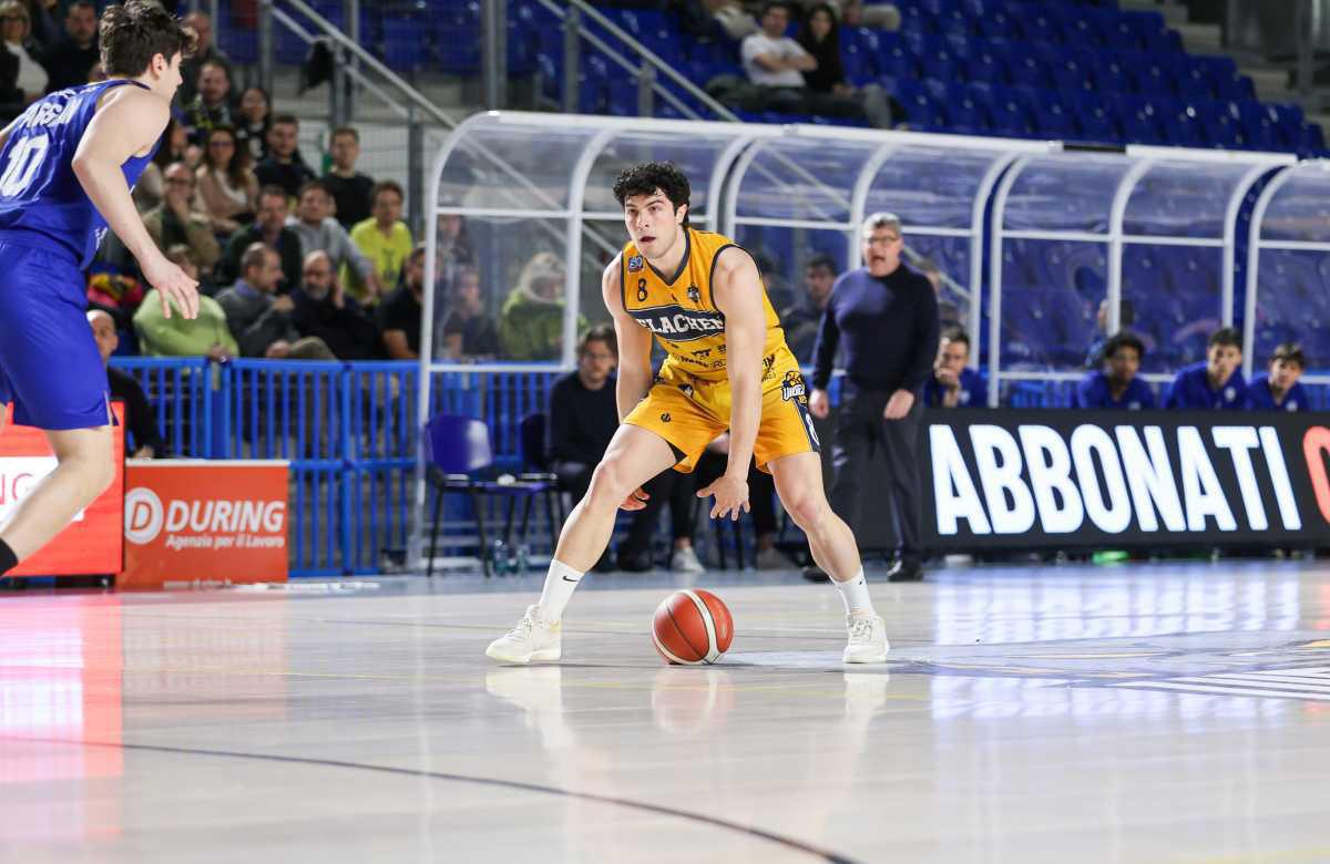 Galassi: "Il canestro alla fine del primo tempo? L'ho cercato. Ha pagato il lavoro di questa settimana" Galassi: "Il canestro alla fine del primo tempo? L'ho cercato. Ha pagato il lavoro di questa settimana"