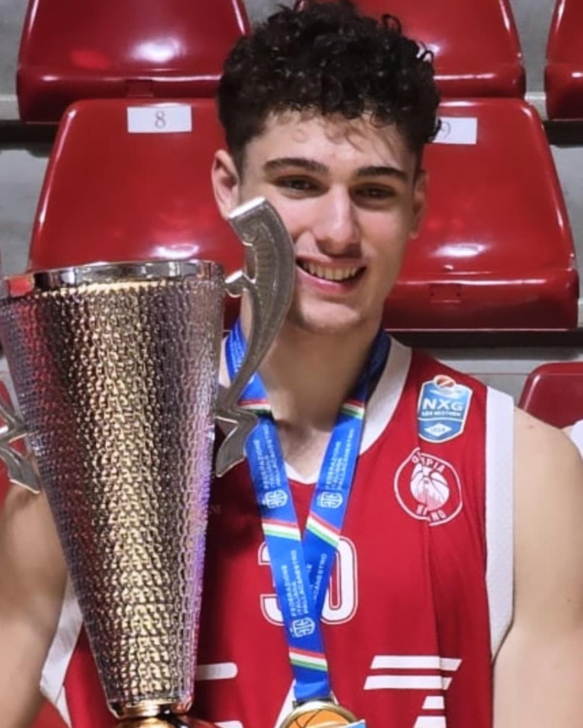 Complimenti a Mattia Grassi, dalla CAT Vigevano allo scudetto con l'under 19 di EA7 Milano 