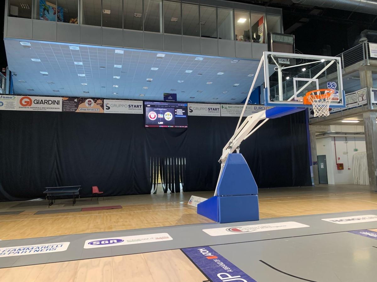 Tutti al palaELAchem per tifare gialloblu al maxischermo! Tutti al palaELAchem per tifare gialloblu al maxischermo!