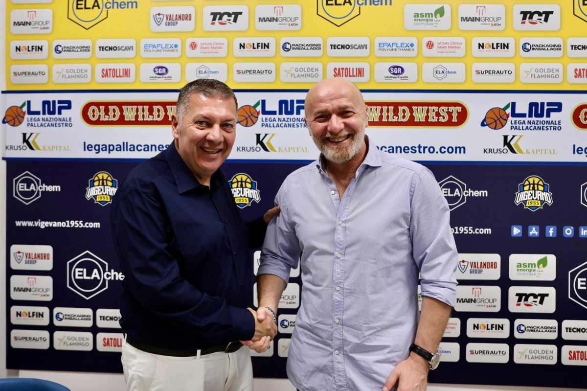 Stefano Salieri è il nuovo allenatore della ELAchem Vigevano 1955 Stefano Salieri è il nuovo allenatore della ELAchem Vigevano 1955