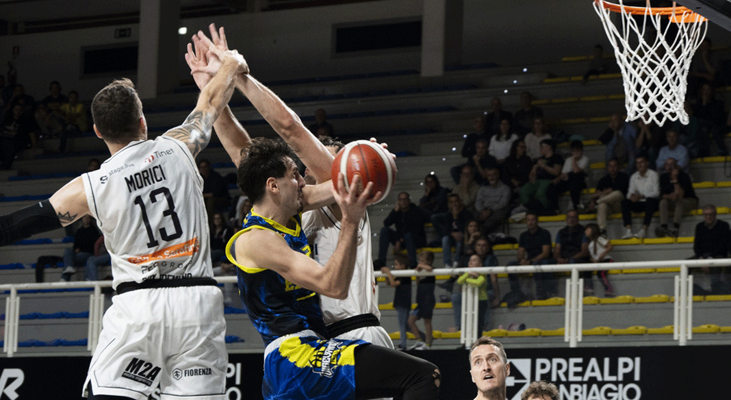 Verazzo e la voglia di riscatto: "Contro Piacenza concentrati 40' per dettare il nostro ritmo" Verazzo e la voglia di riscatto: "Contro Piacenza concentrati 40' per dettare il nostro ritmo"