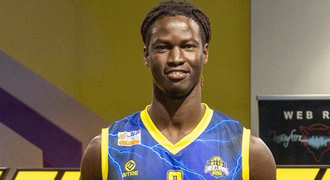 Perfettamente riuscito l'intervento di Seye, in bocca al lupo per un pronto recupero! Perfettamente riuscito l'intervento di Seye, in bocca al lupo per un pronto recupero!