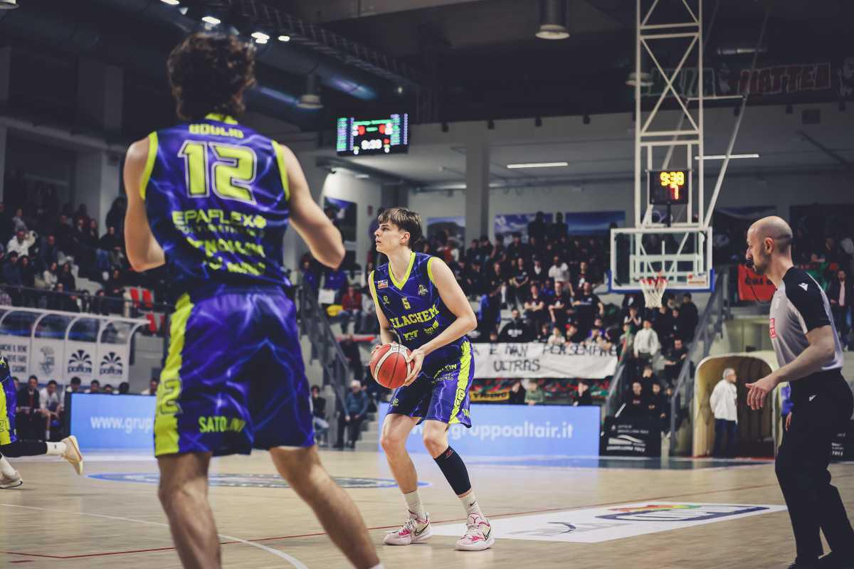 Vigevano implacabile anche contro Omegna: piemontesi battuti 50-85 Vigevano implacabile anche contro Omegna: piemontesi battuti 50-85