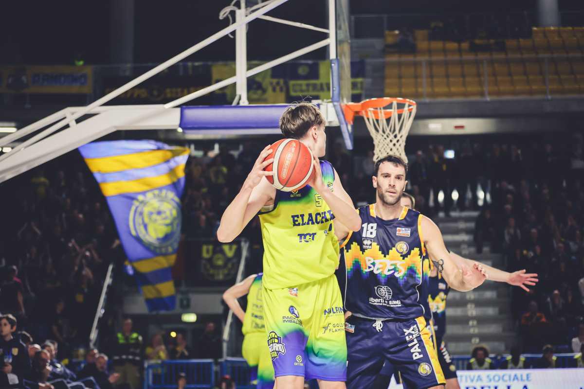 Vigevano supera Fiorenzuola 82-67 e continua la corsa a braccetto con San Vendemiano Vigevano supera Fiorenzuola 82-67 e continua la corsa a braccetto con San Vendemiano