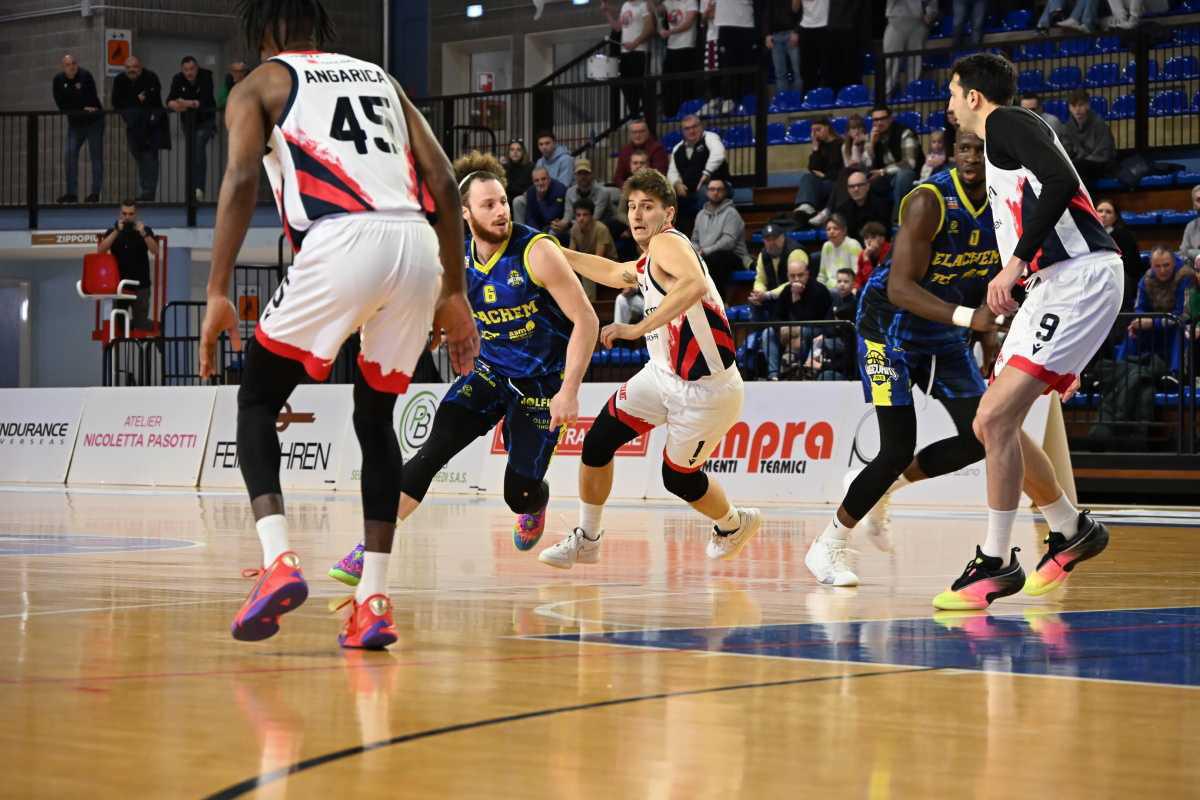 I risultati della 31sima giornata: perdono anche San Vendemiano e Orzinuovi I risultati della 31sima giornata: perdono anche San Vendemiano e Orzinuovi