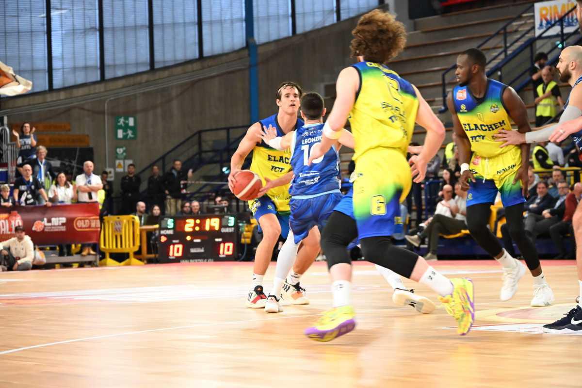 Salieri: “Dobbiamo imparare a gestire i finali di partite come queste" Salieri: “Dobbiamo imparare a gestire i finali di partite come queste"