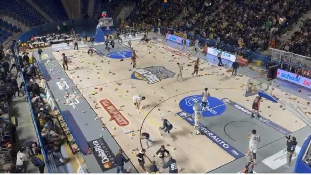 Pronti per il "Teddy Bear Toss"? Vi aspettiamo domenica 22/03 per vincere in solidarietà