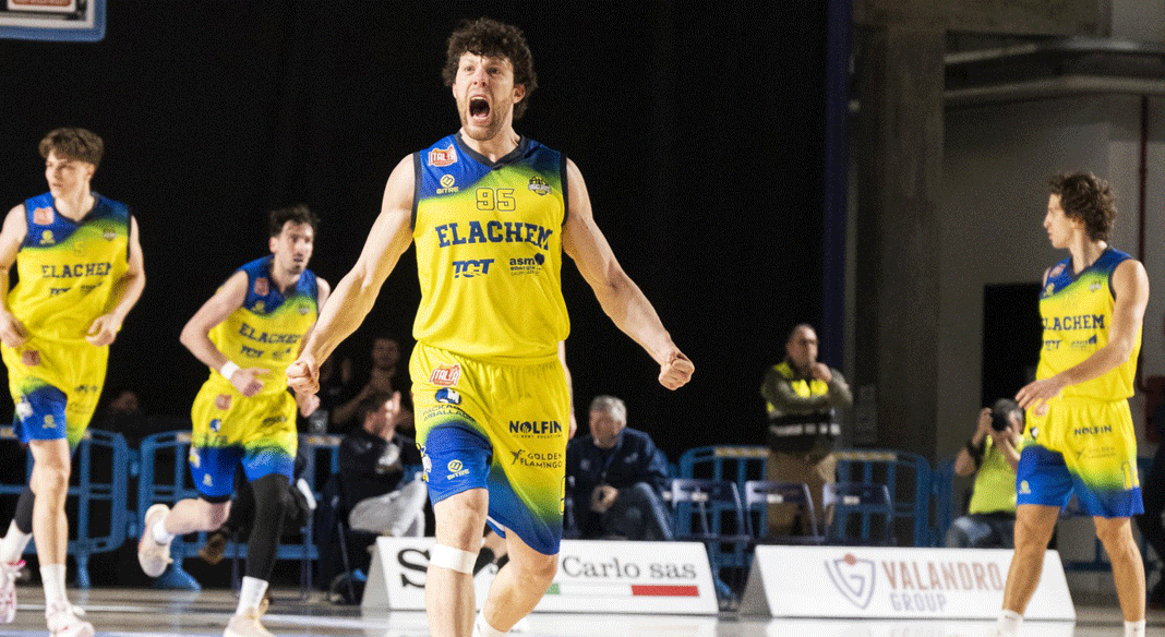 Giornata di riposo per la truppa gialloblu, si ricaricano le pile per l'insidiosa Desio Giornata di riposo per la truppa gialloblu, si ricaricano le pile per l'insidiosa Desio