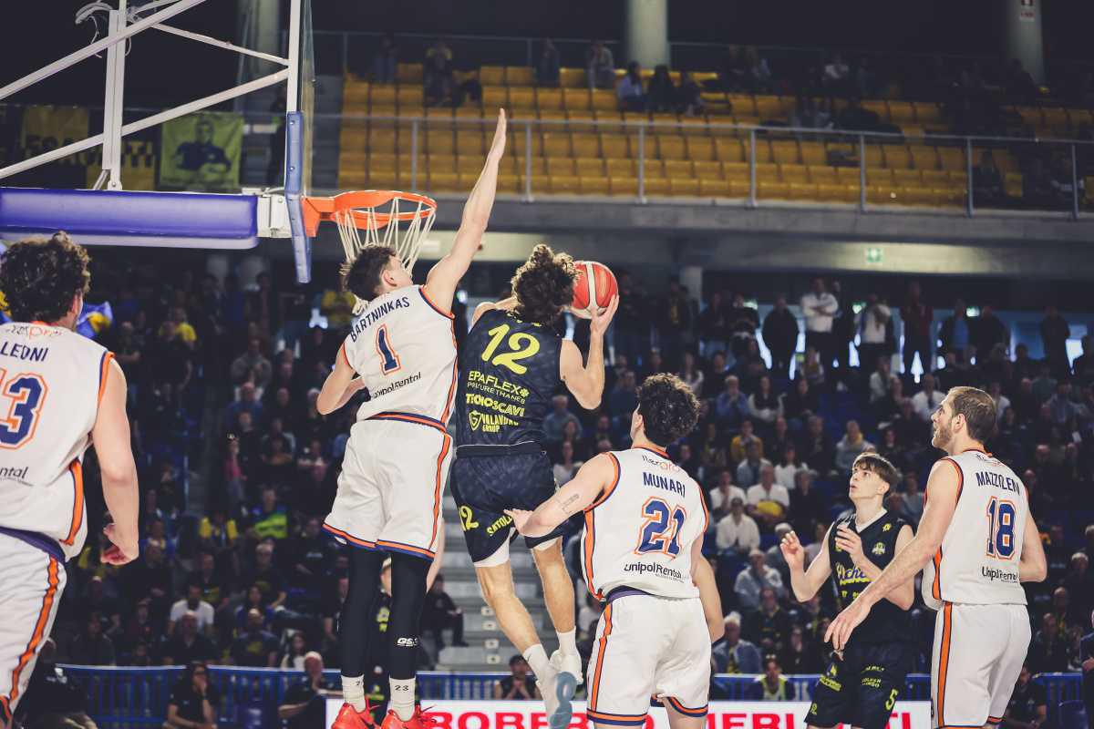 I risultati della 33sima giornata: vincono le prime quattro della classifica I risultati della 33sima giornata: vincono le prime quattro della classifica