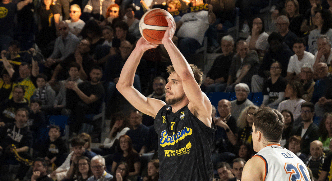 Gajic ex di lusso a Piacenza: "Sono stati anni bellissimi, noi in campo con il giusto atteggiamento" Gajic ex di lusso a Piacenza: "Sono stati anni bellissimi, noi in campo con il giusto atteggiamento"