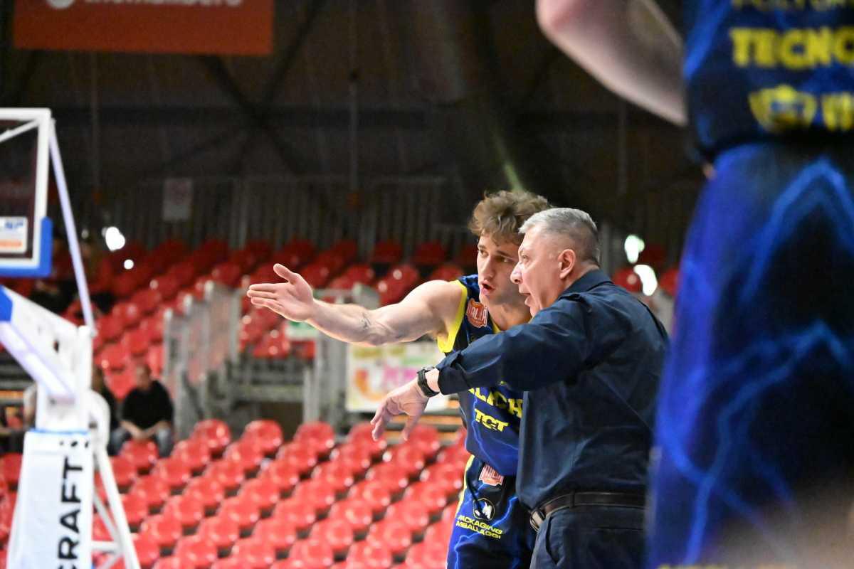 Salieri: "Vinta una partita sporca, Cucchiaro e Fantoma hanno cambiato il match" Salieri: "Vinta una partita sporca, Cucchiaro e Fantoma hanno cambiato il match"