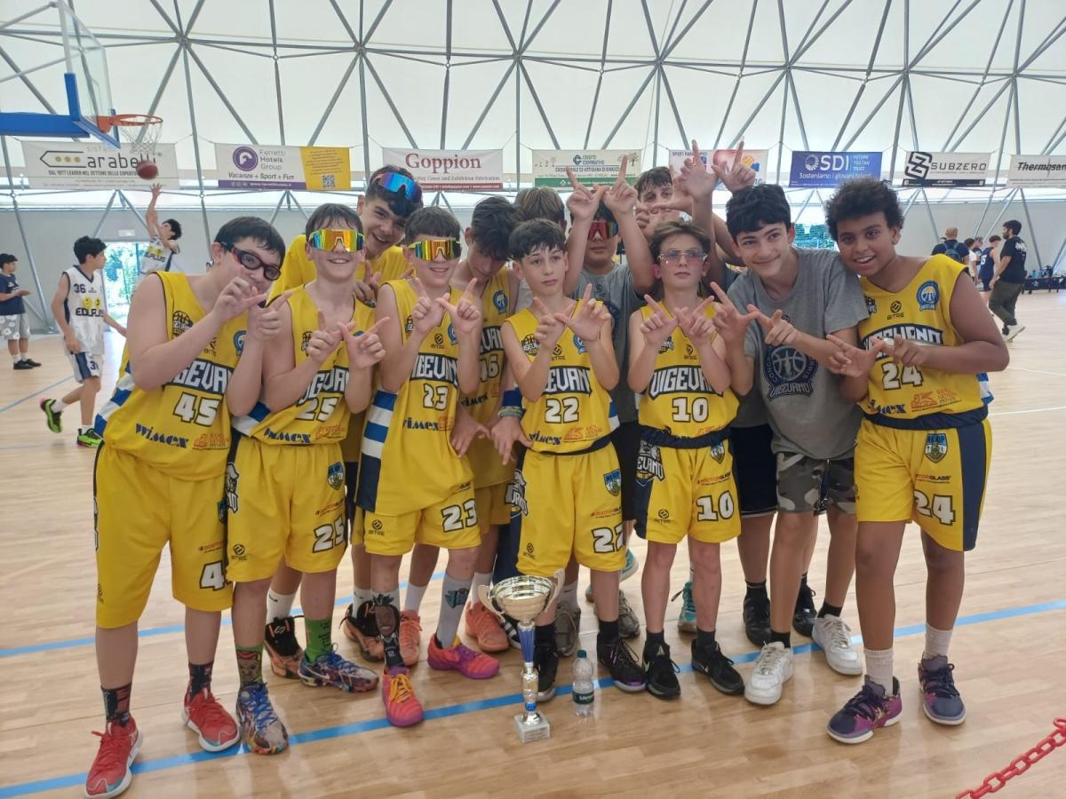 Under 13 Uisp vincono il titolo contro Legnano. Under 15 Gold sconfitti nella finalissima Under 13 Uisp vincono il titolo contro Legnano. Under 15 Gold sconfitti nella finalissima