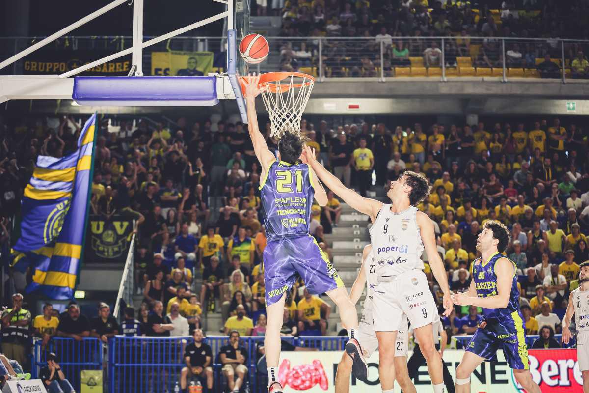 Vigevano rimonta da -14 con un secondo tempo da favola: è 1-1 contro Caserta Vigevano rimonta da -14 con un secondo tempo da favola: è 1-1 contro Caserta