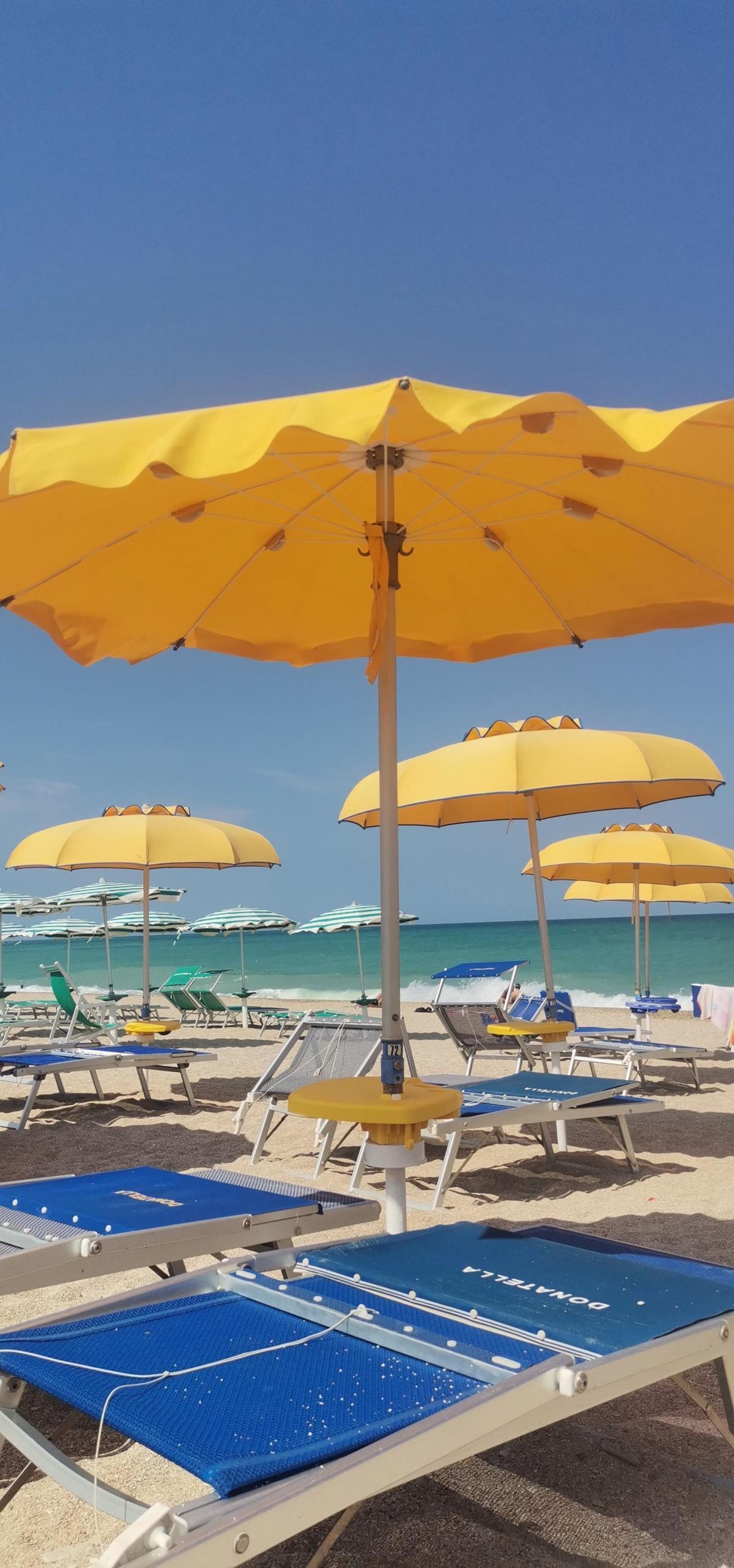 Estate a tinte gialloblu: inviateci le vostre foto dalle vacanze!
