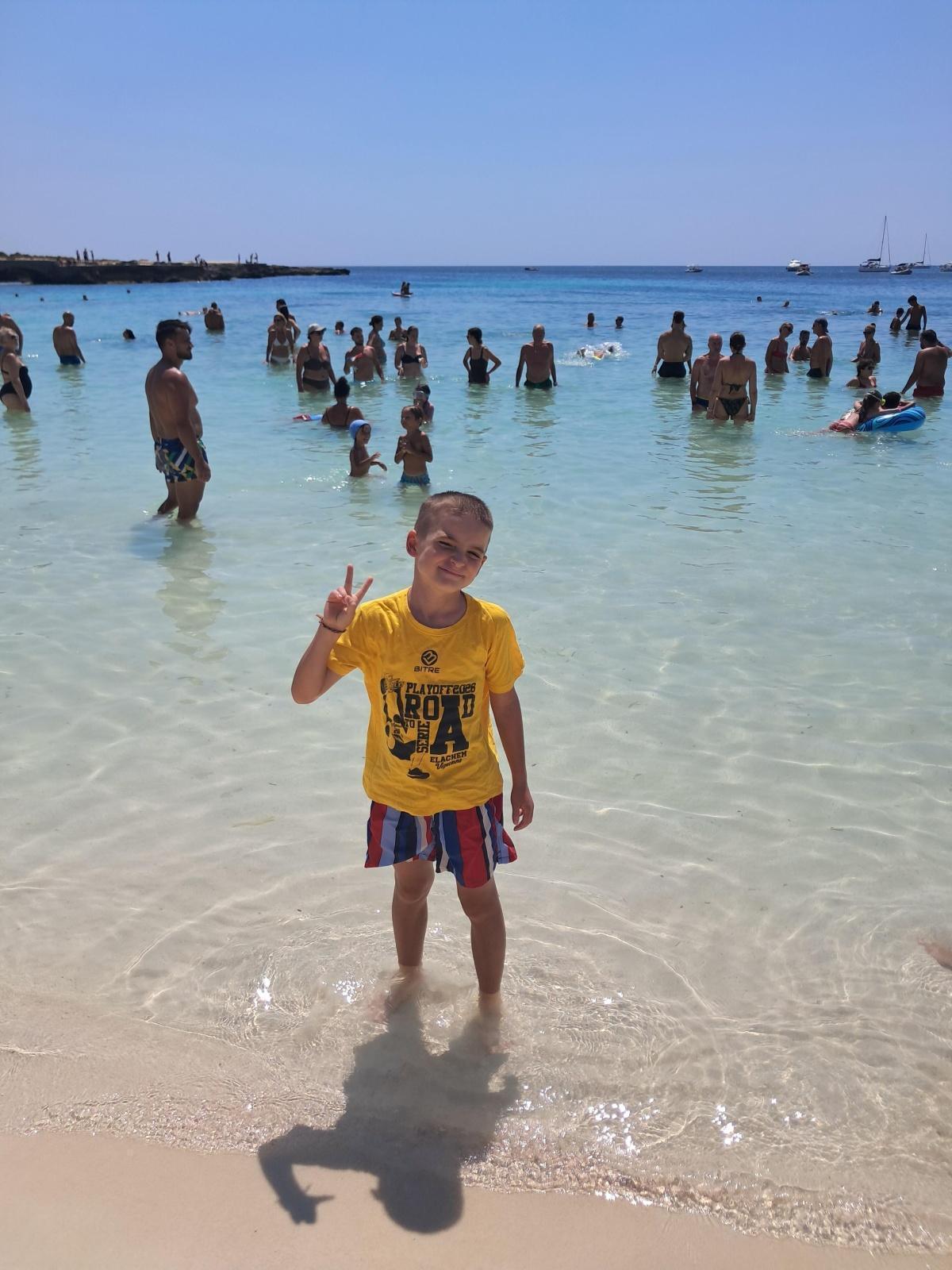 Dolci vacanze gialloblu: un'altra carrellata di foto dai nostri tifosi. Vi riconoscete?