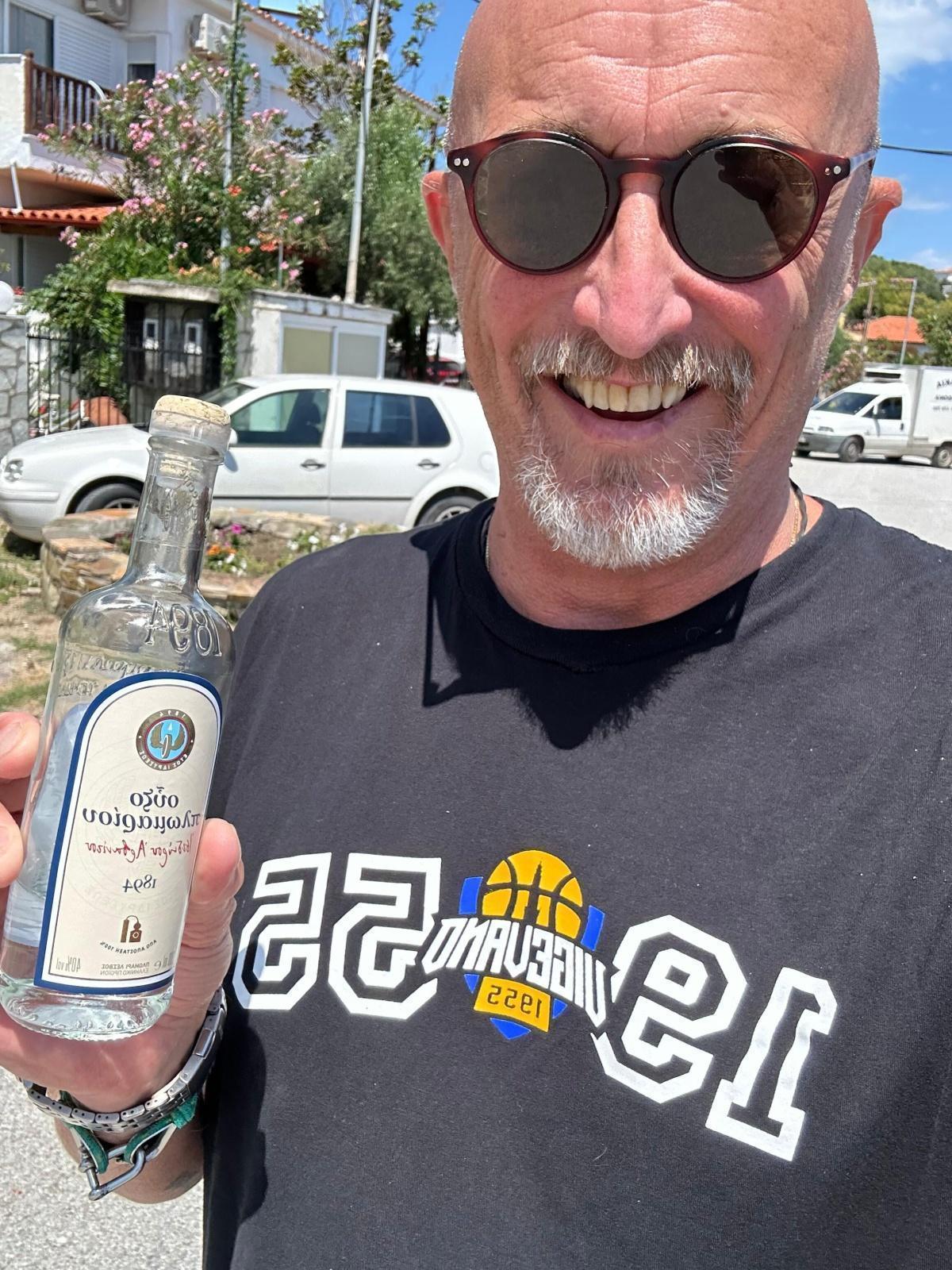 Ancora foto da tutto il mondo per l'estate gialloblu! Ancora foto da tutto il mondo per l'estate gialloblu!