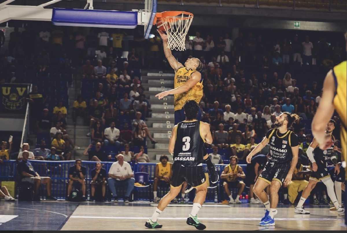 Sassari vince il “Trofeo Rotary Lomellina”: Vigevano superata 69-74 Sassari vince il “Trofeo Rotary Lomellina”: Vigevano superata 69-74