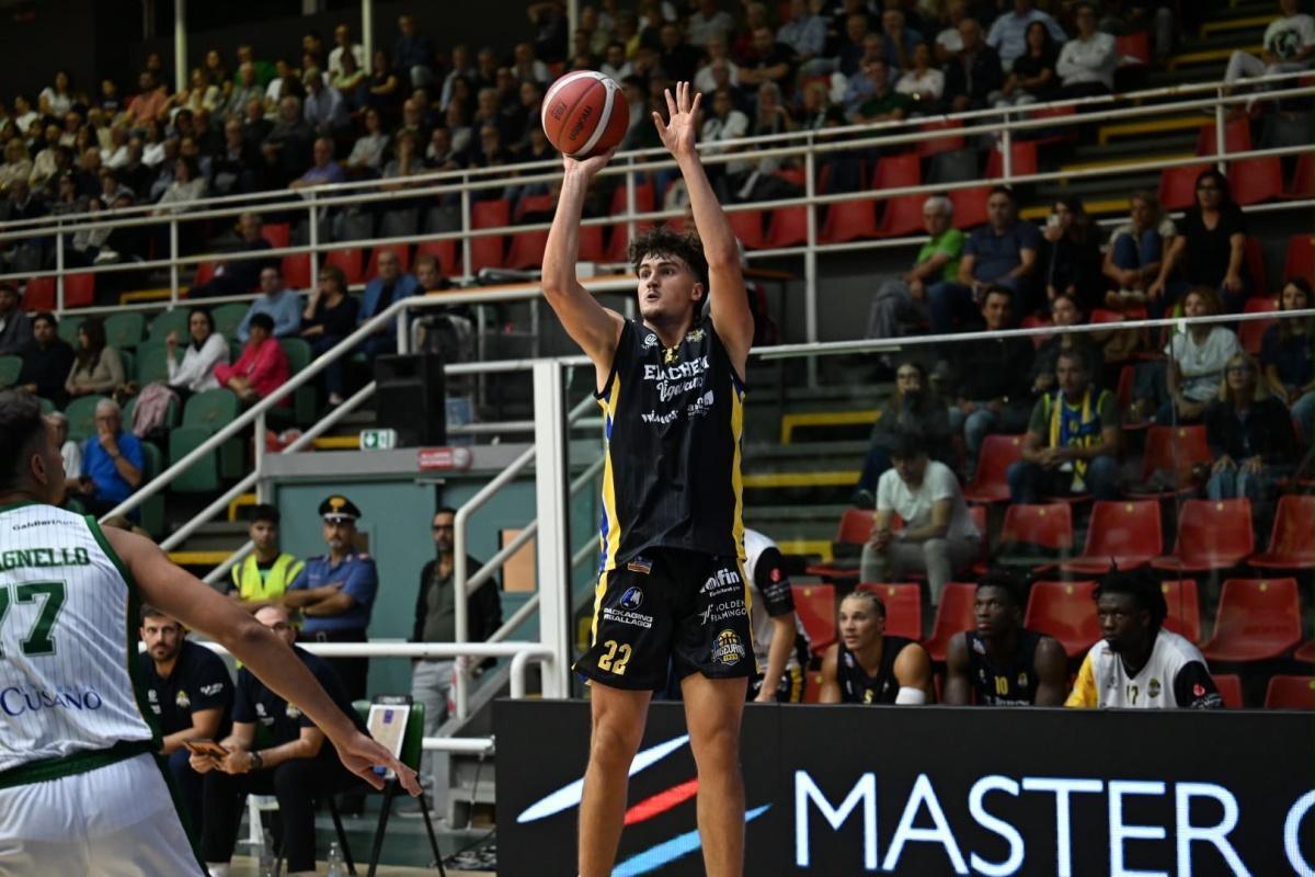 Avellino parte forte e Vigevano rimane staccata: l'esordio in campionato finisce 87-69
