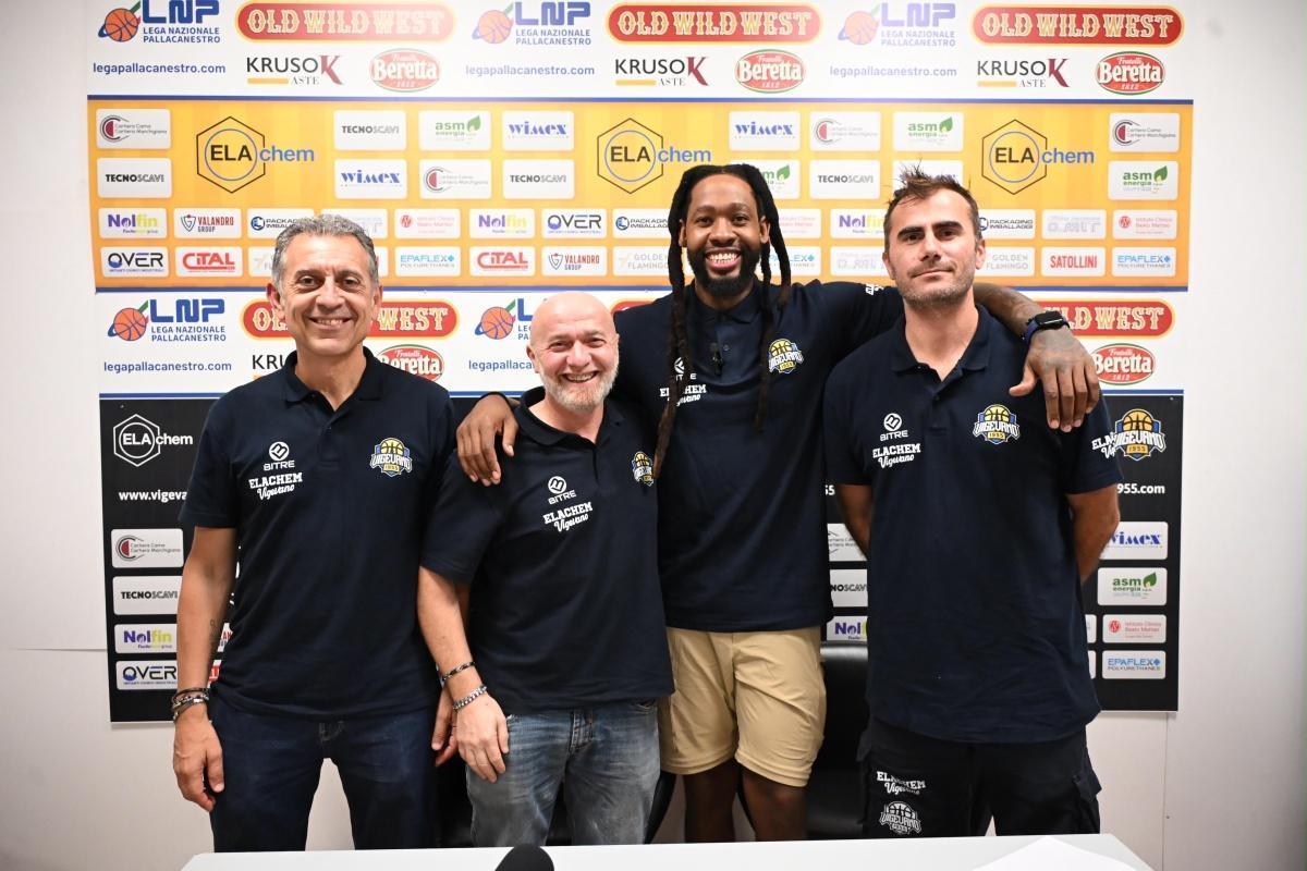 Freeman si presenta: "Lavoro per farmi trovare pronto sin da domenica"