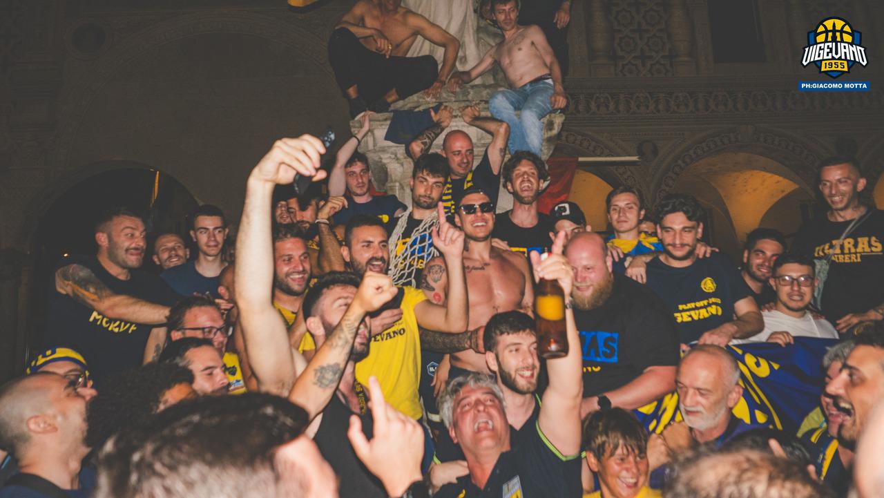 FESTA SCUDETTO PIAZZA DUCALE