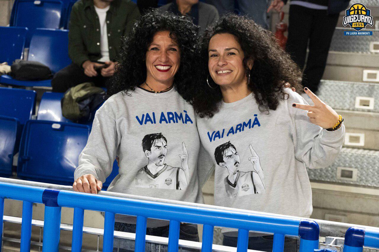 Si tifa Verazzo al palaELAchem