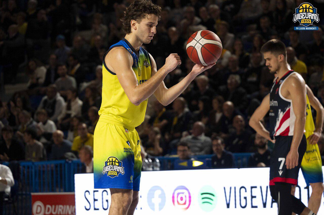 Il capitano si concentra