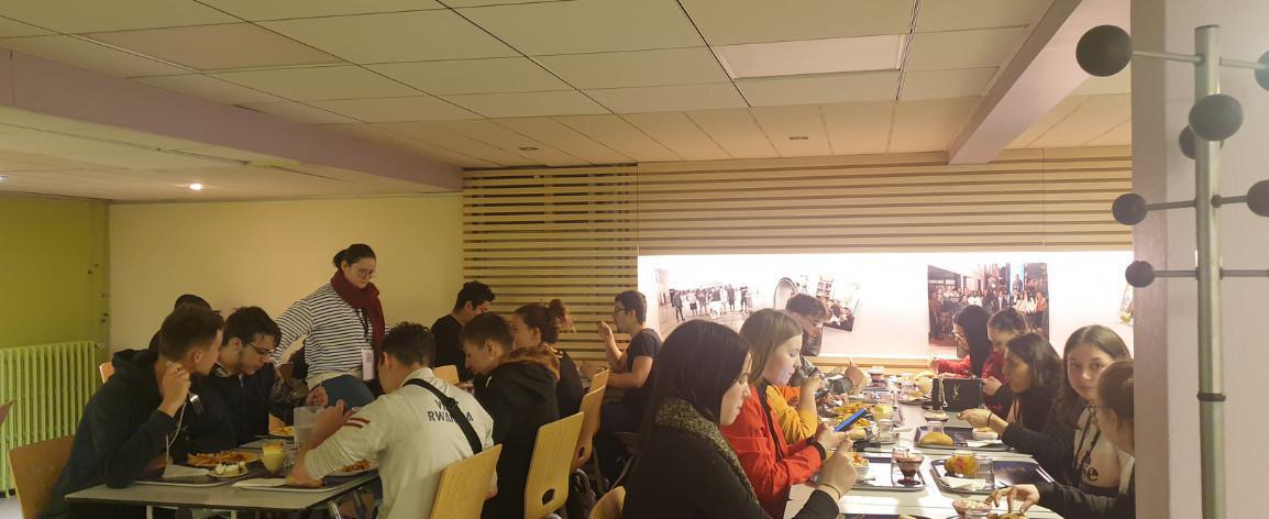 Une journée à Angers avec les jeunes de la Mission Locale Une journée à Angers avec les jeunes de la Mission Locale