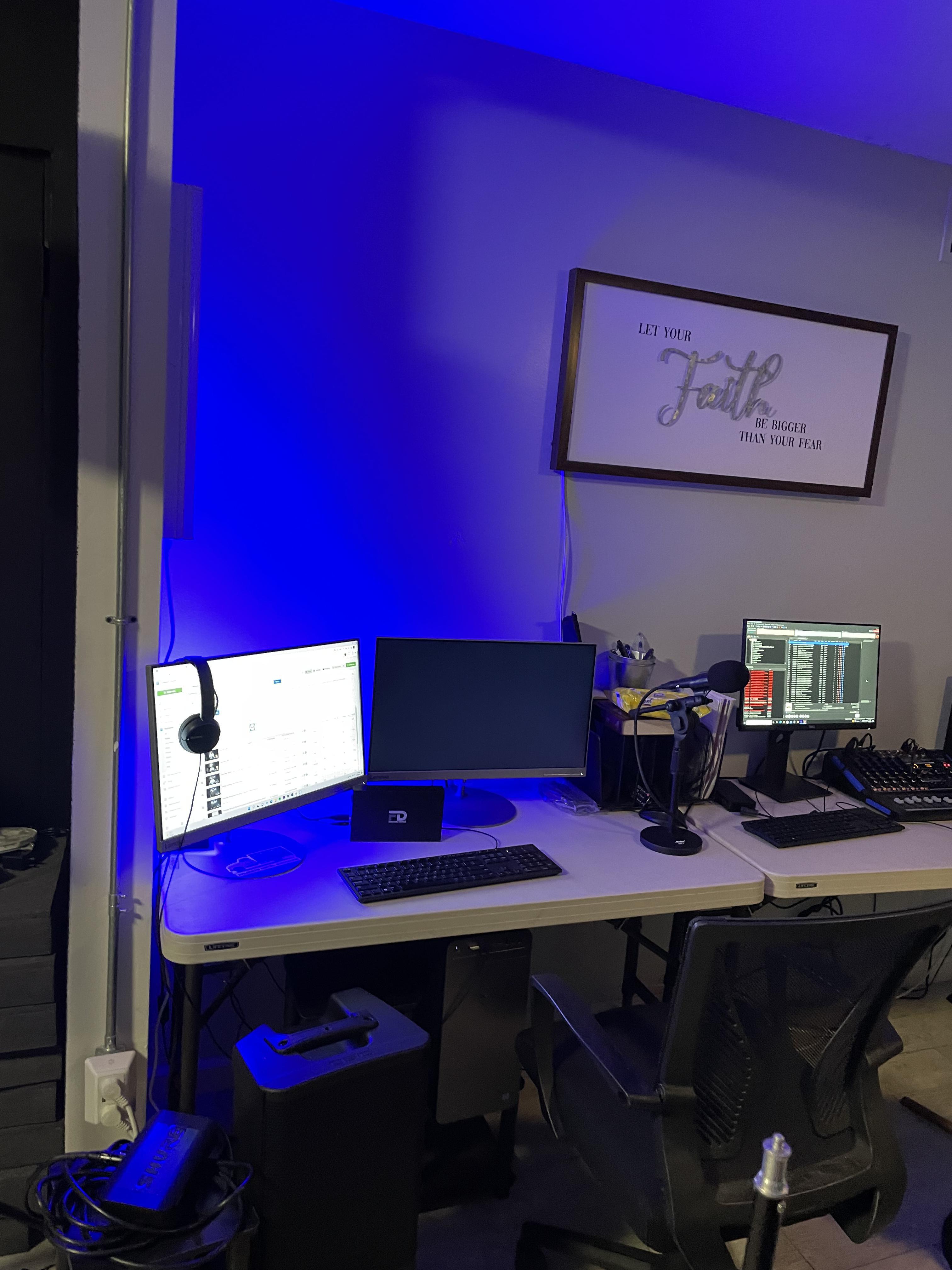 BE64AD4D-7B52-48C0-9ADA-071F125AEC98