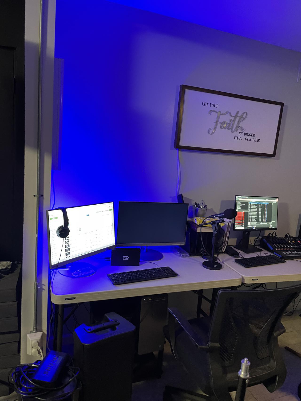 BE64AD4D-7B52-48C0-9ADA-071F125AEC98