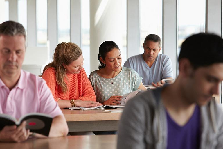Apprentissage: les partenaires sociaux remettent leur copie au gouvernement Apprentissage: les partenaires sociaux remettent leur copie au gouvernement
